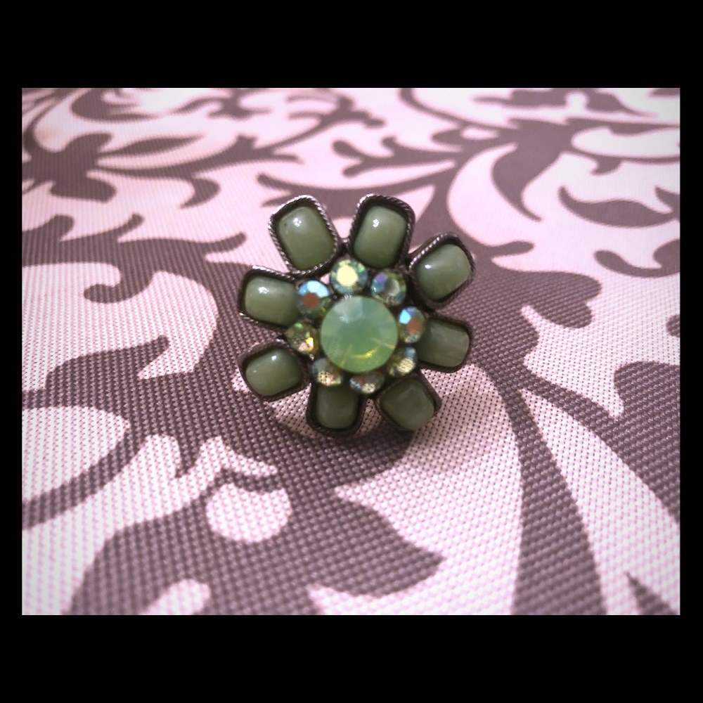 Flower Burst Ring